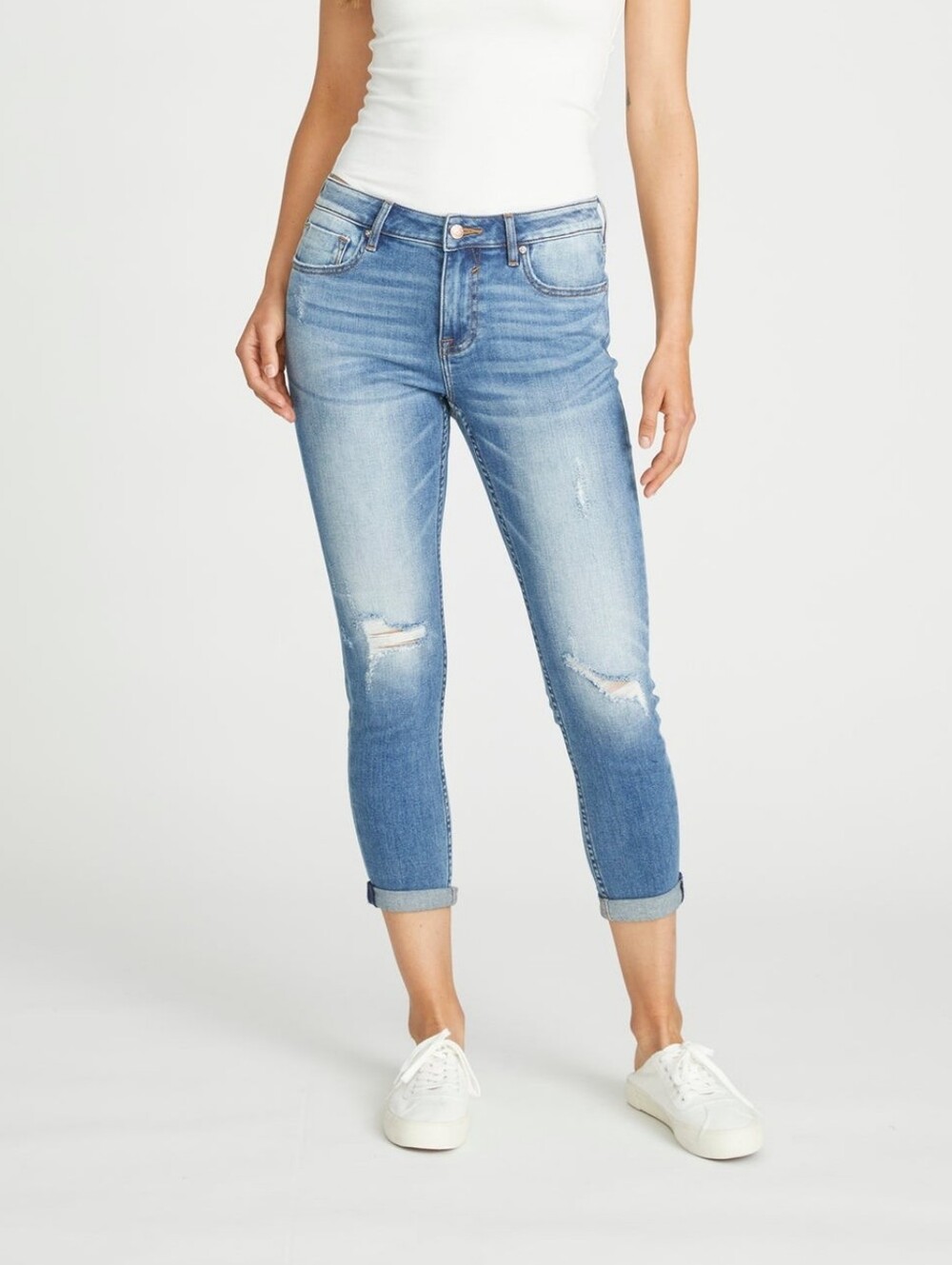 27 Vigoss Thompson Tomboy Distressed Straight Leg Jeans